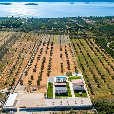 Estate Duo * Biograd Na Moru