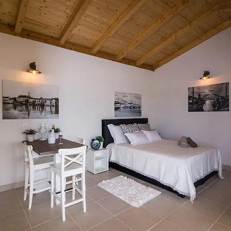 Estate Duo Villa *