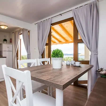 Estate Duo * Biograd Na Moru