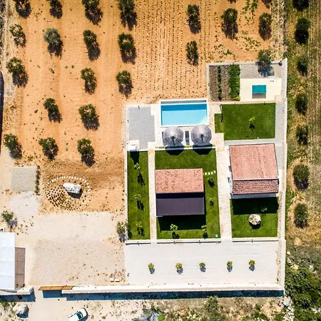 Estate Duo Villa
